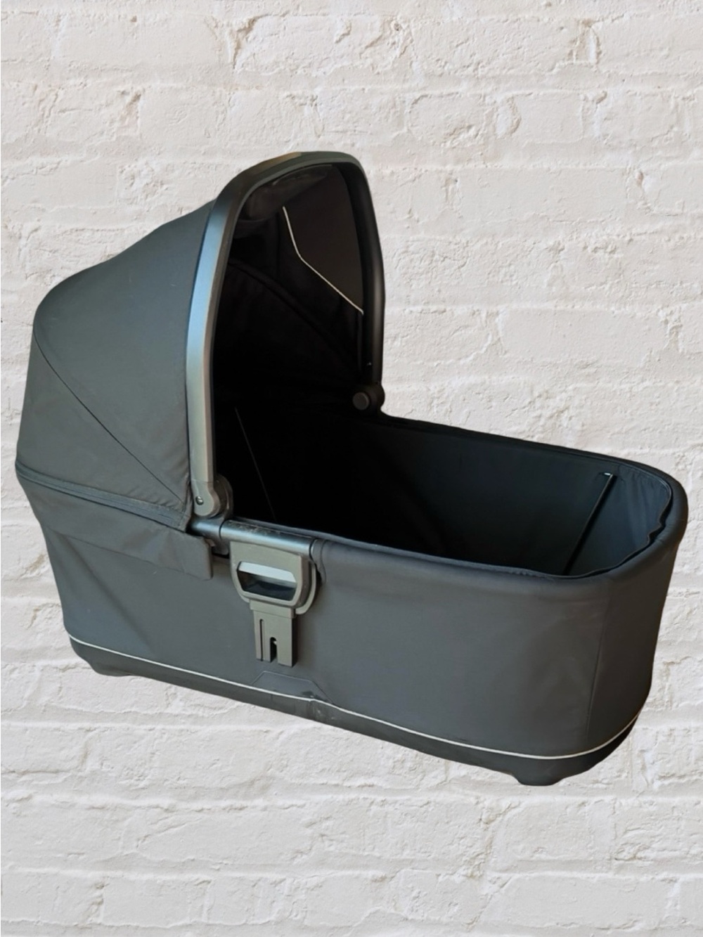 Thule Urban Glide Bassinet Black